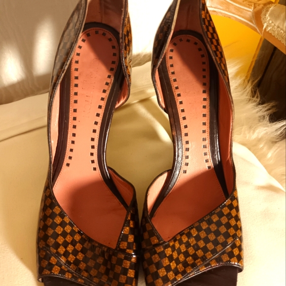 Louis Vuitton/Marc Jacobs collection Vintage LV Monogram heels Sz 8.5 - Picture 2 of 7